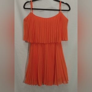 bebe Pleated Tiered Shogun Escape Dress Orange Color Size XS